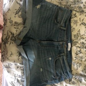 Loft distressed shorts💁🏻🌴